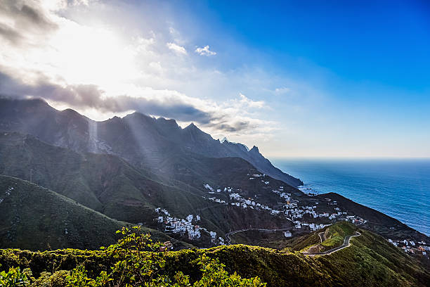 istock Coast or shore of ocean 476564098