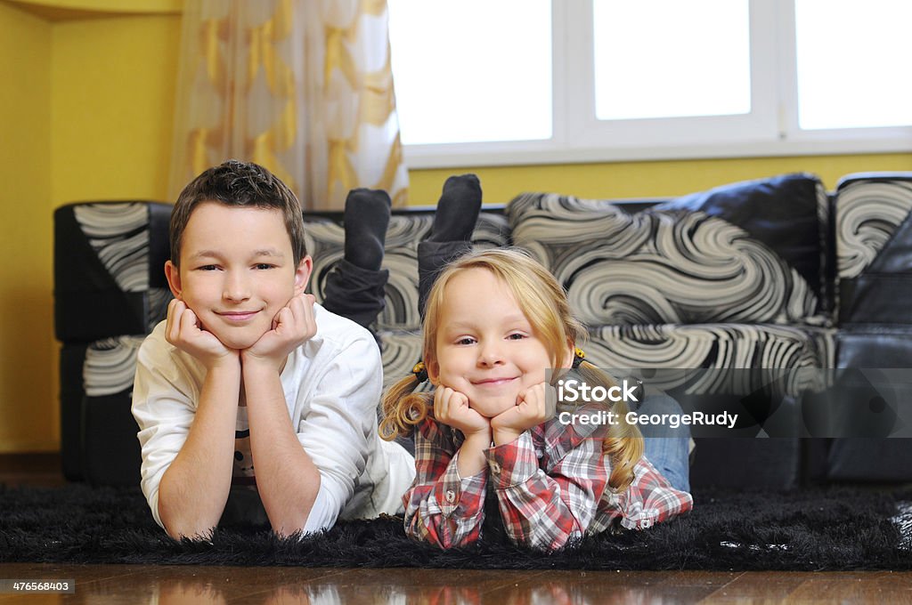 Fratello e Sorella - Foto stock royalty-free di Abbigliamento casual