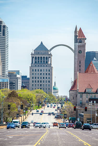 istock saint louis missouri downtown at daylight 476579280