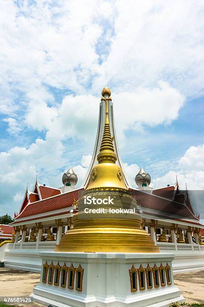 Foto de Pagode Superfície Em Wat Nong Bua e mais fotos de stock de Abas Suan - Abas Suan, Associação das Nações do Sudeste Asiático, Buda