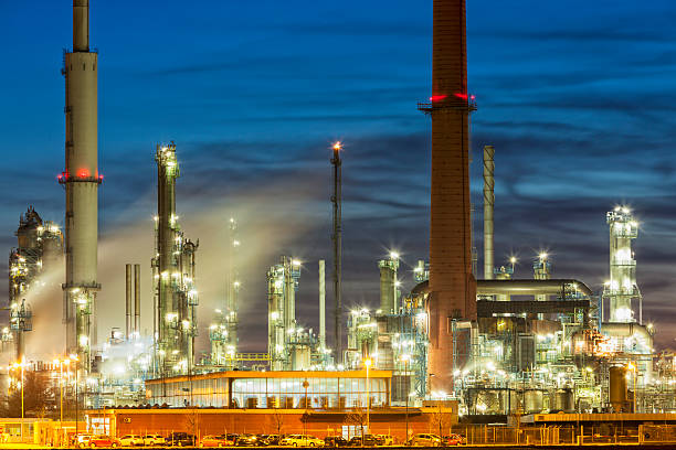 istock Oil Refinery Plant Area at Dusk 476583164
