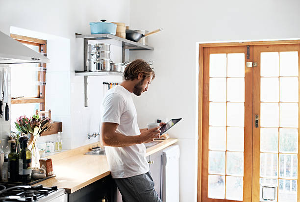 istock Getting his morning news feed 476614882