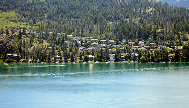 istock Lakeside Living In The Okanagan 476631786