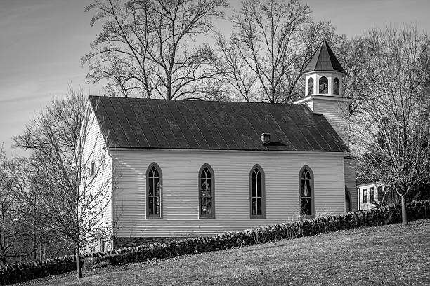 istock White Clapboard Country Church 476662681