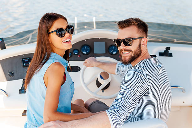 istock Conquering new marine ways together. 476671612