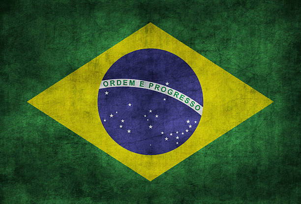 bandera de brasil - flag brazil brazilian flag dirty fotografías e imágenes de stock