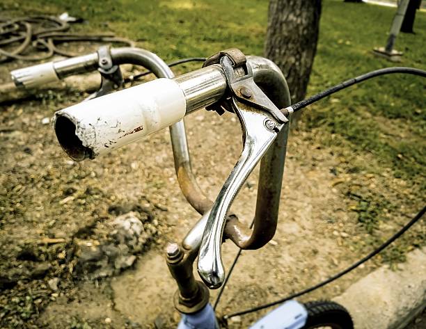 alte fahrrad lenker - bicycle pedal pedal bicycle macro stock-fotos und bilder