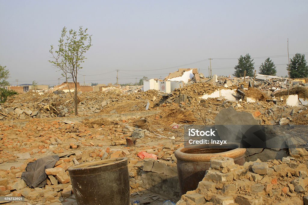 Carcasa de demolición materiales - Foto de stock de Accidentes y desastres libre de derechos