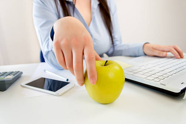 istock healthy snack in the office 476735862