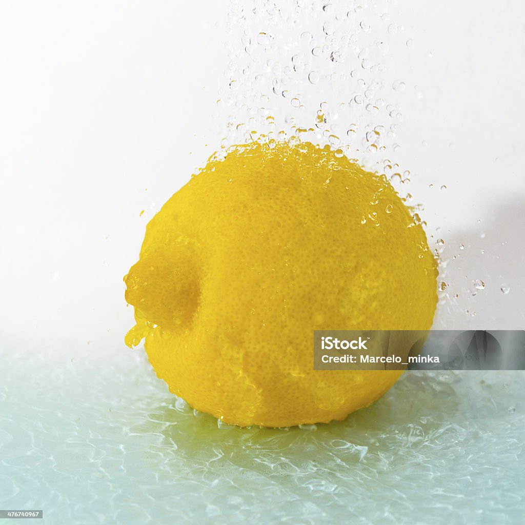 lavando um limão - Foto de stock de Alimentação Saudável royalty-free