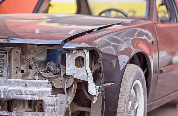 istock Repair of the old car 476747272