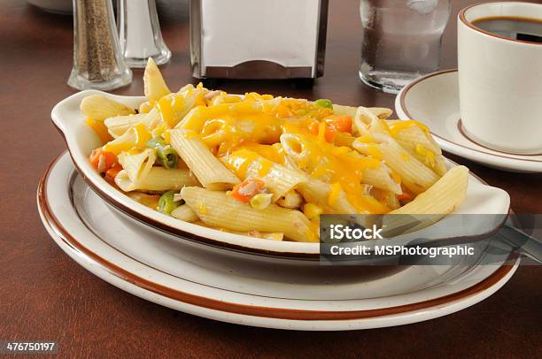 Walentynki Zapiekanka Z Sera Cheddar - zdjęcia stockowe i więcej obrazów Filiżanka - Filiżanka, Filiżanka do kawy, Fotografika