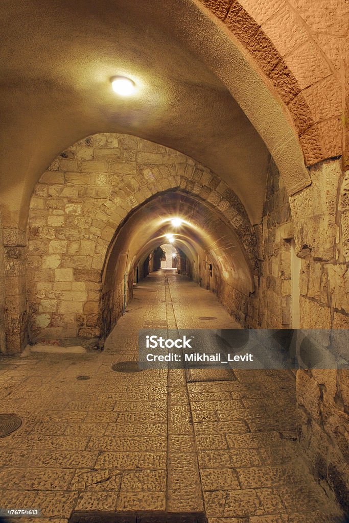 La noche en la ciudad antigua de Jerusalén. - Foto de stock de Adoquinado libre de derechos