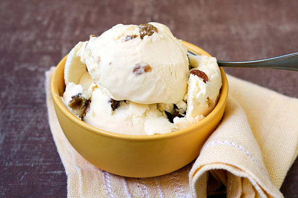 rum raisin ice cream – Foto