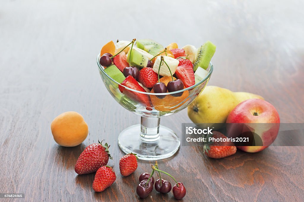 Фруктовый салат, приготовленные с использованием органических фруктов - Стоковые фото Абрикос роялти-фри