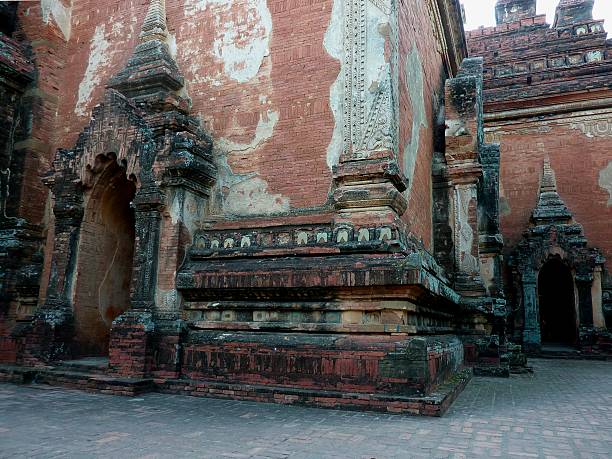 istock Htilominlo Temple, Bagan Myanmar 476834275