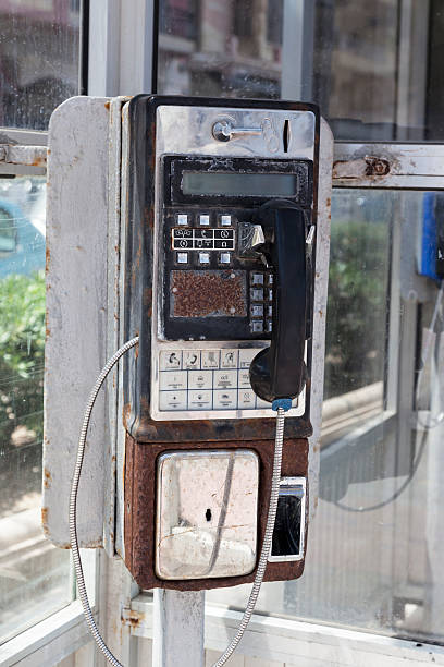 istock Public telephone 476886158