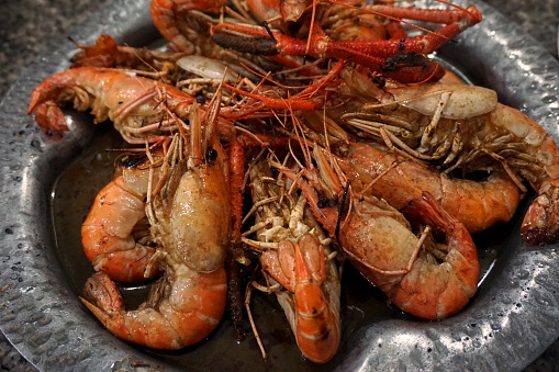 River blue prawn baked in garlic butter in Thai food style