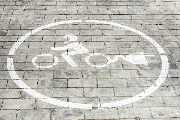 Filling station for electric motorbikes