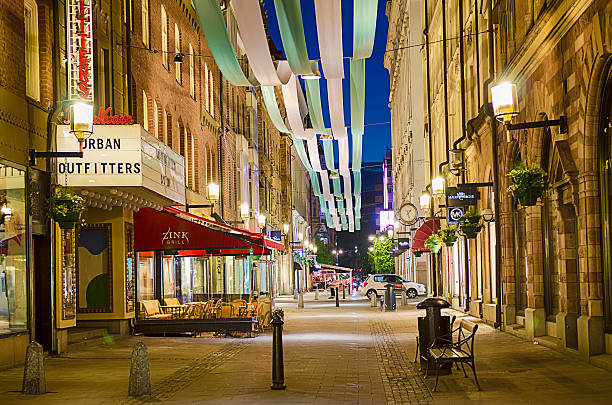 istock Shopping street 476902542