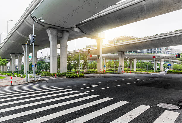 istock traffic of city 476925163