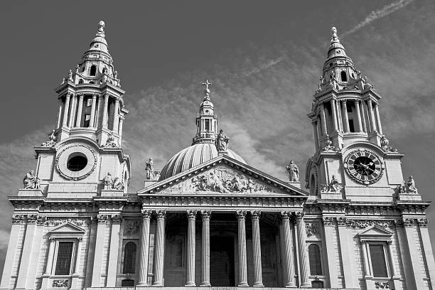 istock St. Paul's Cathedral London 476961648
