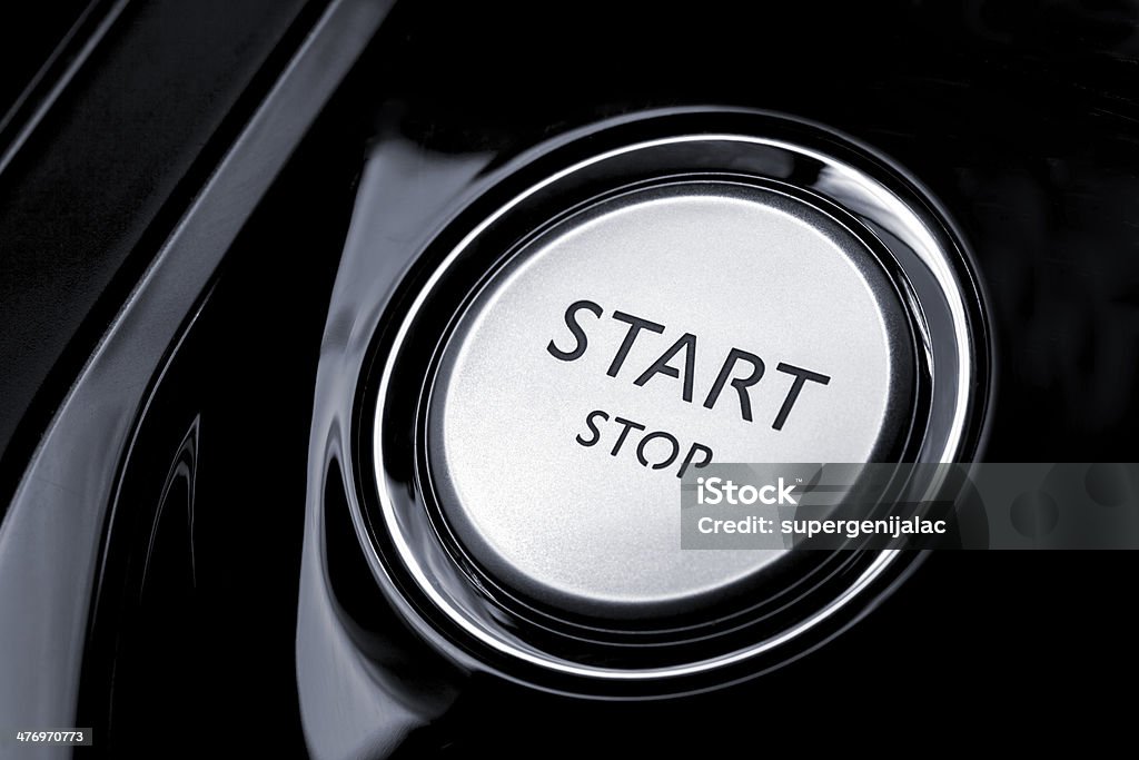 Motore auto moderne pulsante start/stop - Foto stock royalty-free di Motore