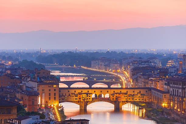istock Arno and Ponte Vecchio at sunset, Florence, Italy 476971070