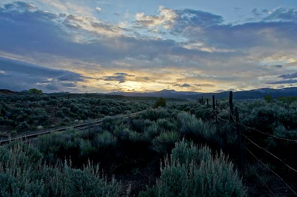 istock Beautiful Springtime Southern Colorado Sunrise 476972168