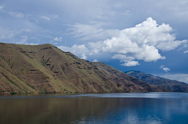 istock Storm Approaching Above the Slopes of Hells Canyon 476976622