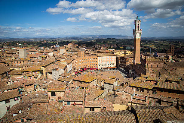 istock Campo Square in Siena, Italy 476978272