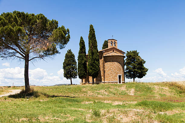 istock Tuscan country 476999853