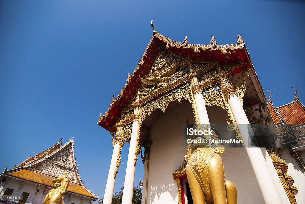 O frontão do templo, Tailândia - Foto de stock de Arcaico royalty-free