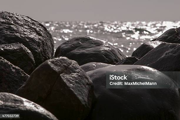 Foto de Pedras Zen e mais fotos de stock de Equilíbrio - Equilíbrio, Fotografia - Imagem, Horizontal