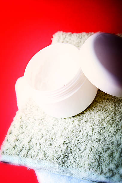 crema idratante - merchandise spa treatment botanical spa treatment exfoliation foto e immagini stock