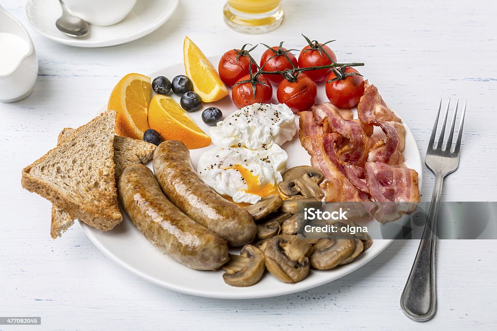 Sana prima colazione all'inglese completa - Foto stock royalty-free di Affogato - Cibo cotto