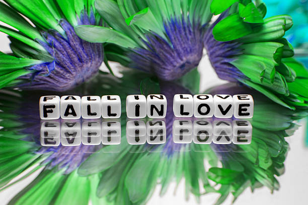 Green flowers and fall in love message