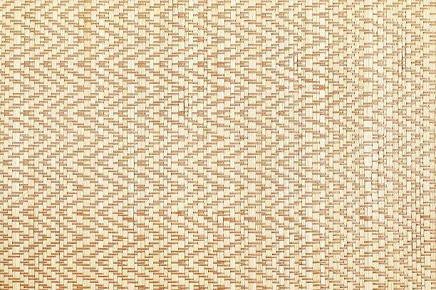 sottopiatto di paglia sfondo - wicker textured bamboo brown foto e immagini stock