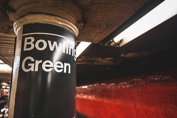 istock bowling green subway sign 477124249