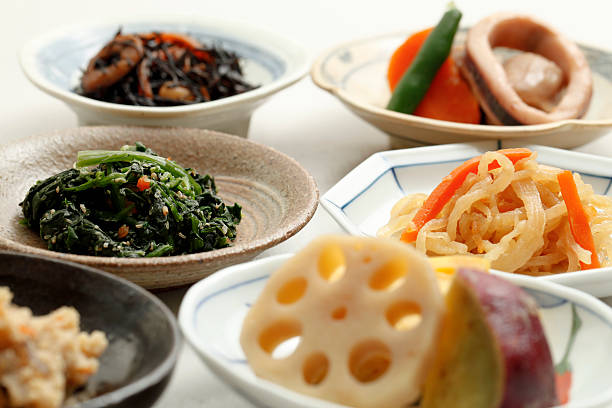 gesunde japanische küche - side dish fotos stock-fotos und bilder