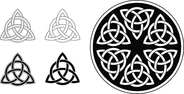 ilustraciones, imágenes clip art, dibujos animados e iconos de stock de celta adorno/trinity triquetra (infinito nudo variación n ° 2 - celta