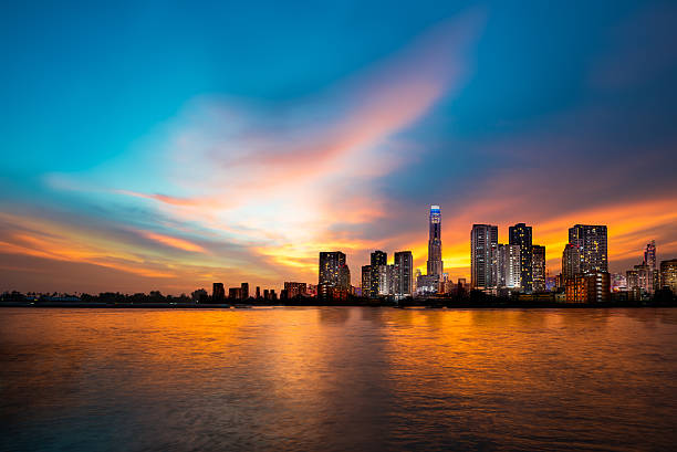 istock Soft and blur sunlight and cityscape 477155140