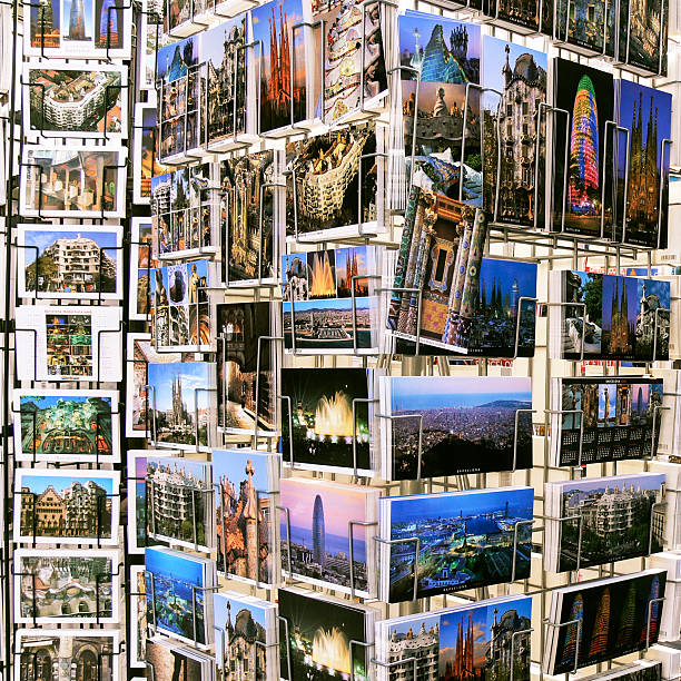 cartões postais de barcelona - sagrada famila - fotografias e filmes do acervo