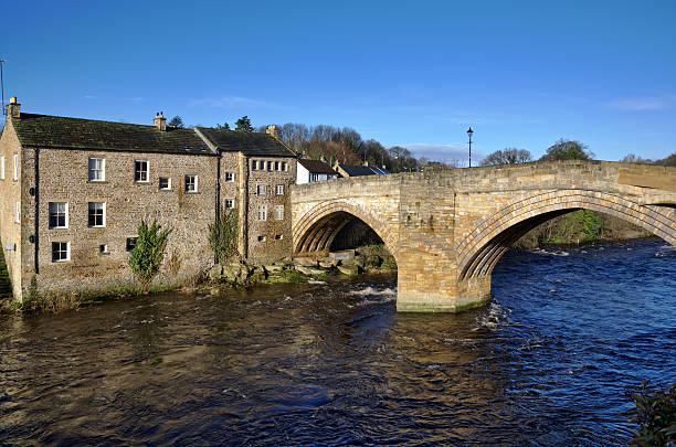 istock Stone bridge and building in Barnard Castle 477214075
