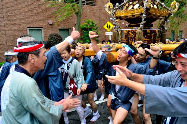 festival de verano japonés - distrito de shinagawa fotografías e imágenes de stock