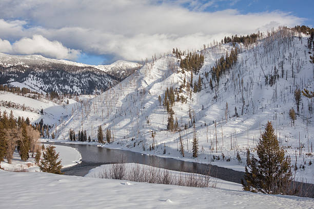 istock Snake river canyon in winter 477234003