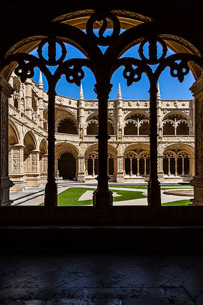 istock Manueline cloister of Jeronimos monastery in Lisbon 477300611