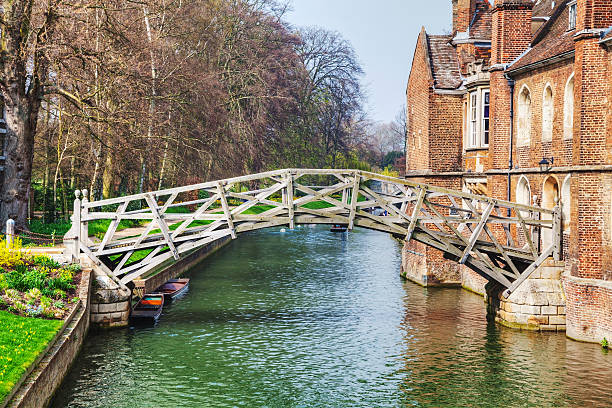 Mathematical bridge at the Queens College in Cambridge Mathematical bridge at the Queens College in Cambridge, United Kingdom queens college stock pictures, royalty-free photos & images