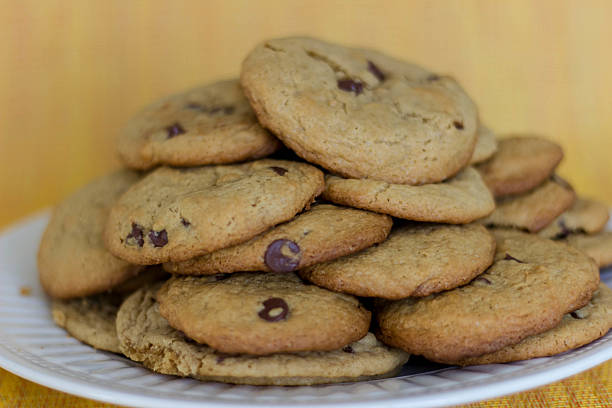 istock Dish of cookies 477331711