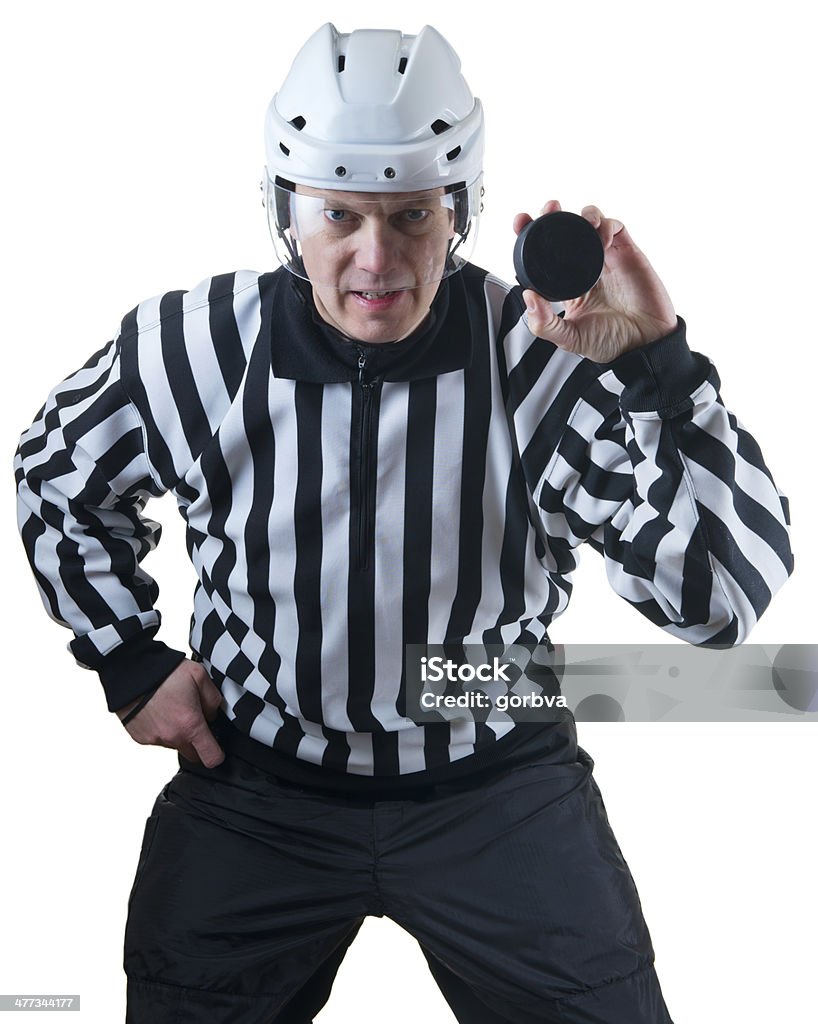 Hockey referee z puck - Zbiór zdjęć royalty-free (Lód)